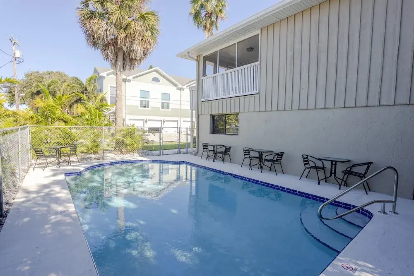 IRB Poolside Unit A Star5vacations