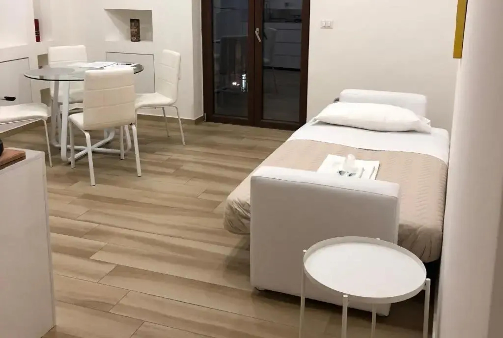 LOFT12 - Luxury Apt.