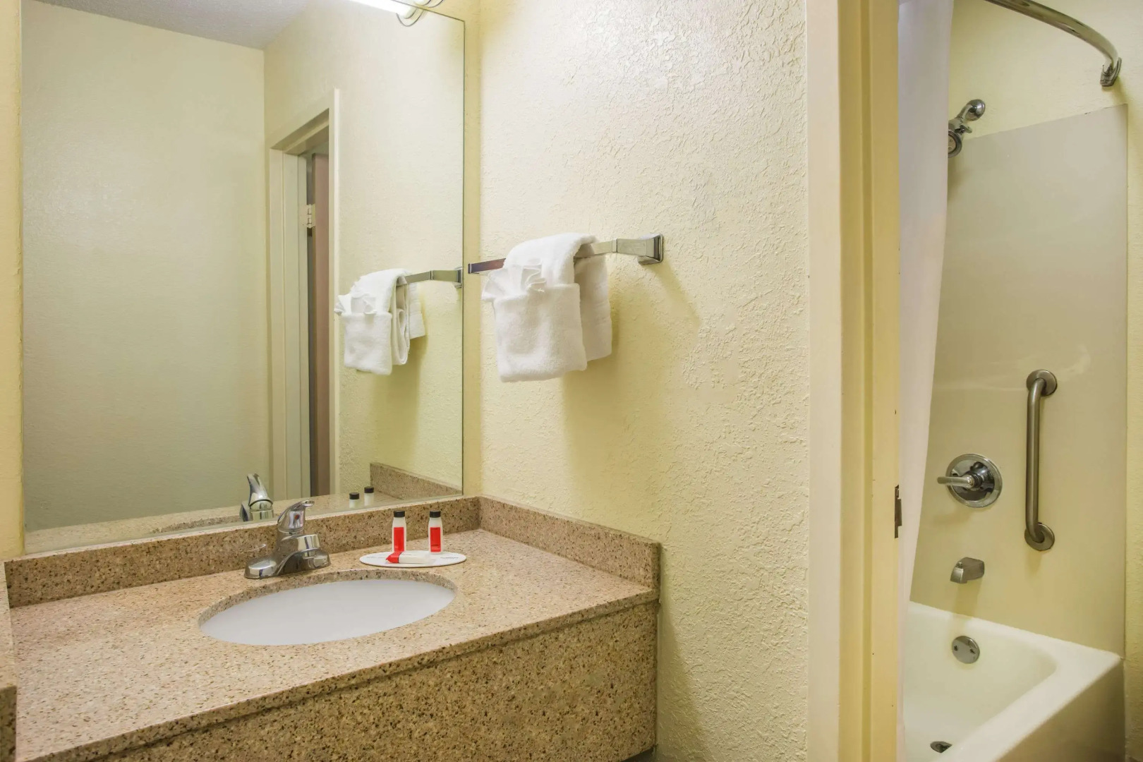 Days Inn by Wyndham Florence Near Civic Center