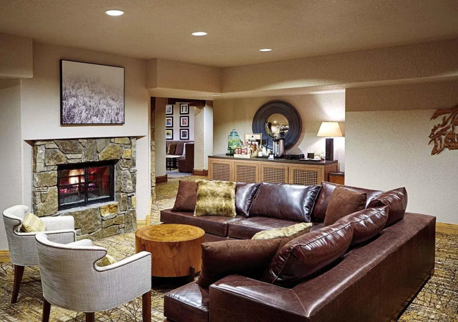 Fairmont Heritage Place, Franz Klammer Lodge