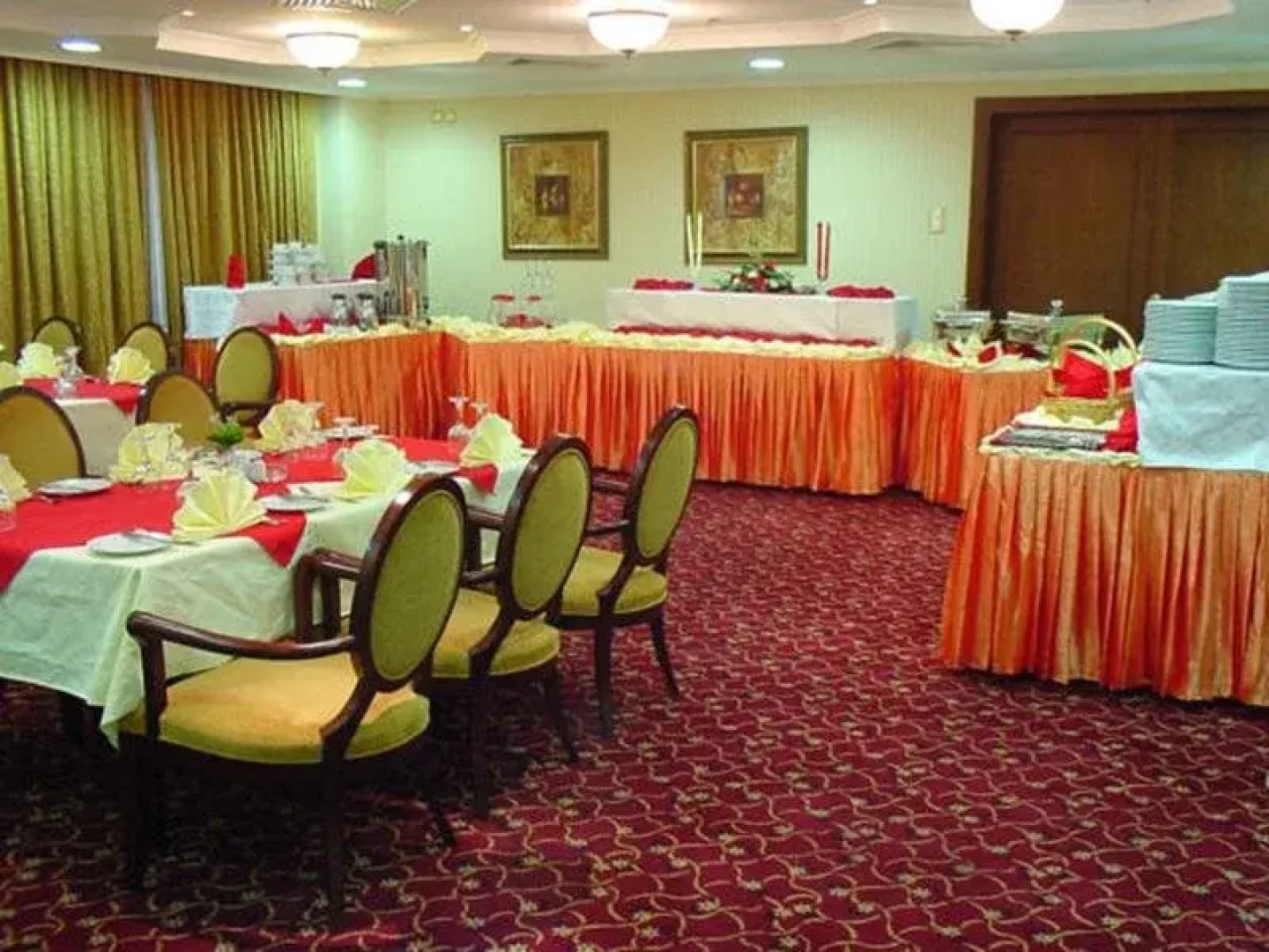 Al Ansar Diamond Hotel