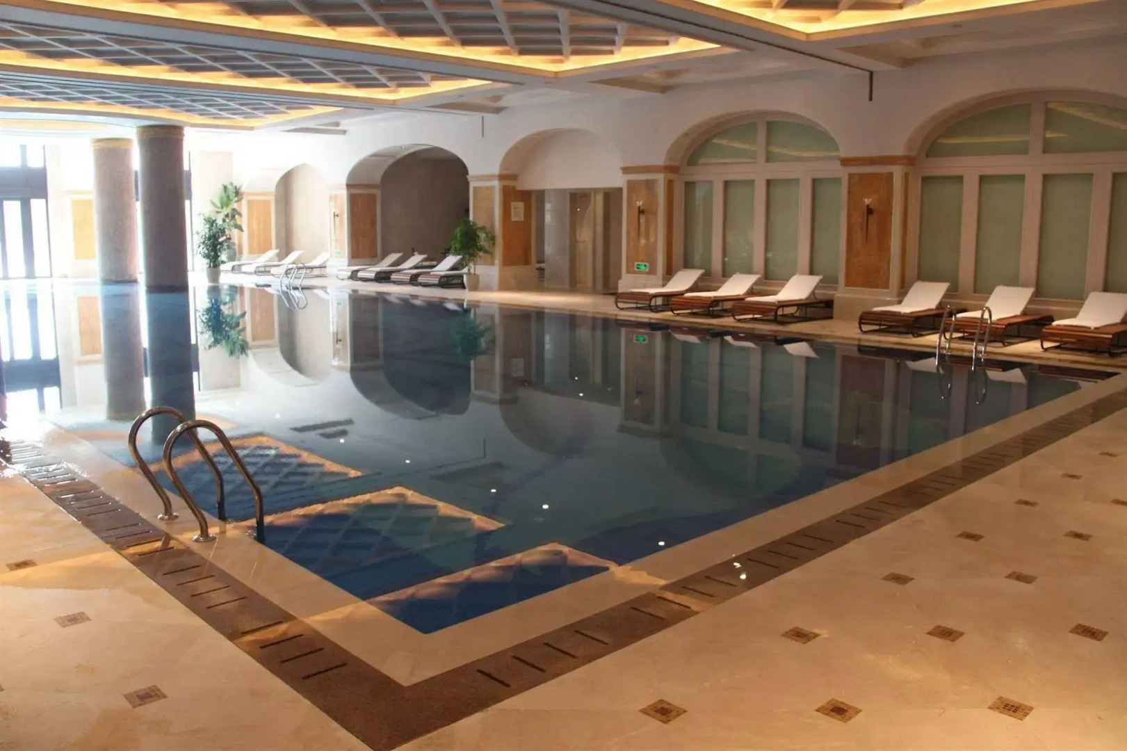 Landison Hotel Xinchang