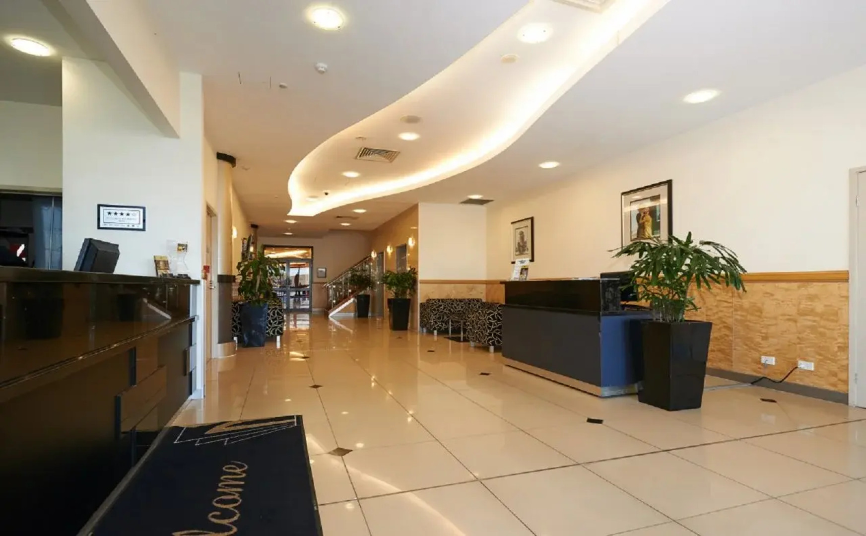 Rydges Mackay Suites