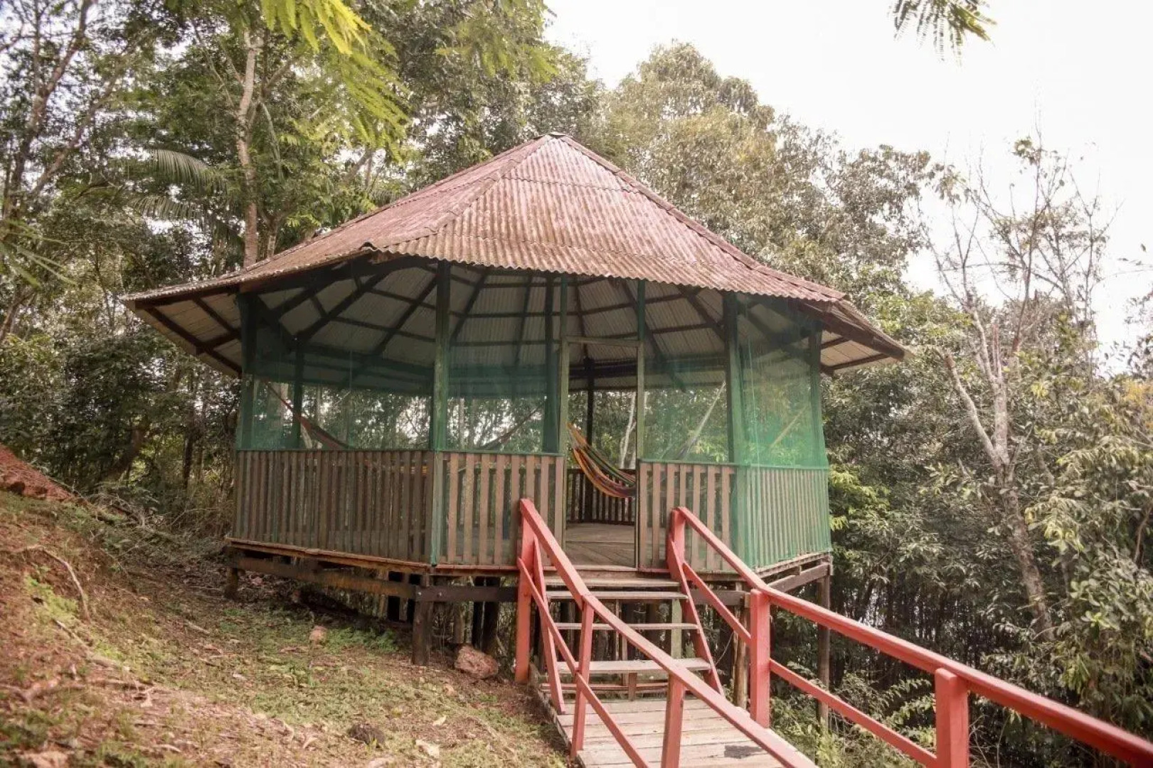Amazonia Jungle Hotel