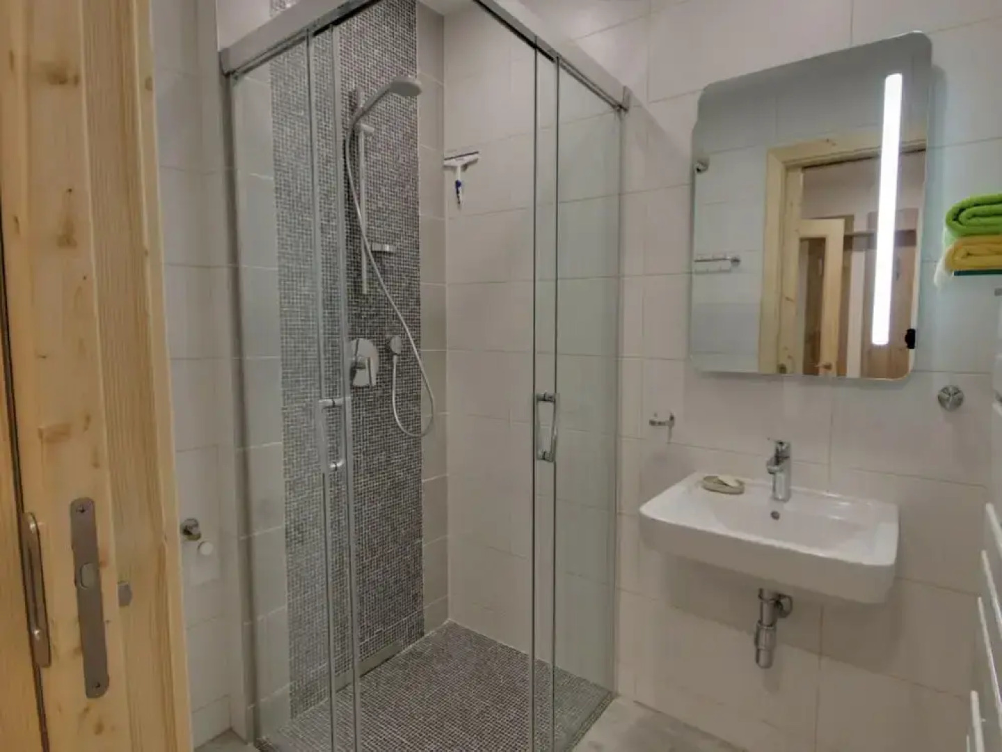 Beautiful Pondside Villa