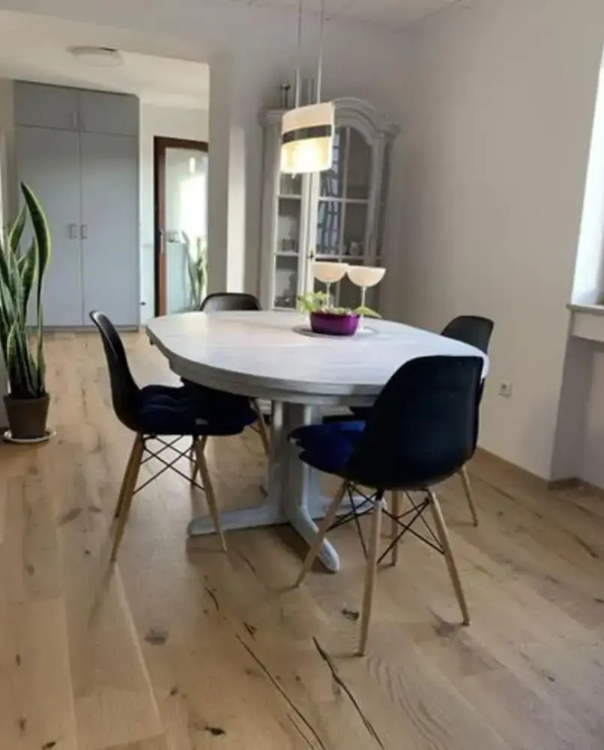 Holiday Apartment by the Pond