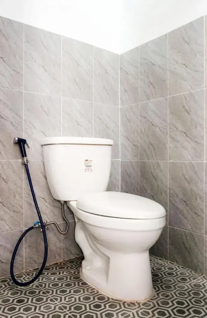 33 Avenue by OYO Rooms