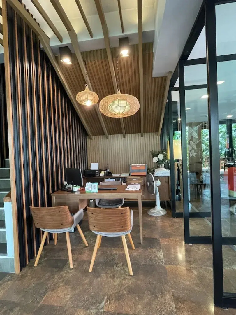 The Bedrooms Maeklong Service Apartment