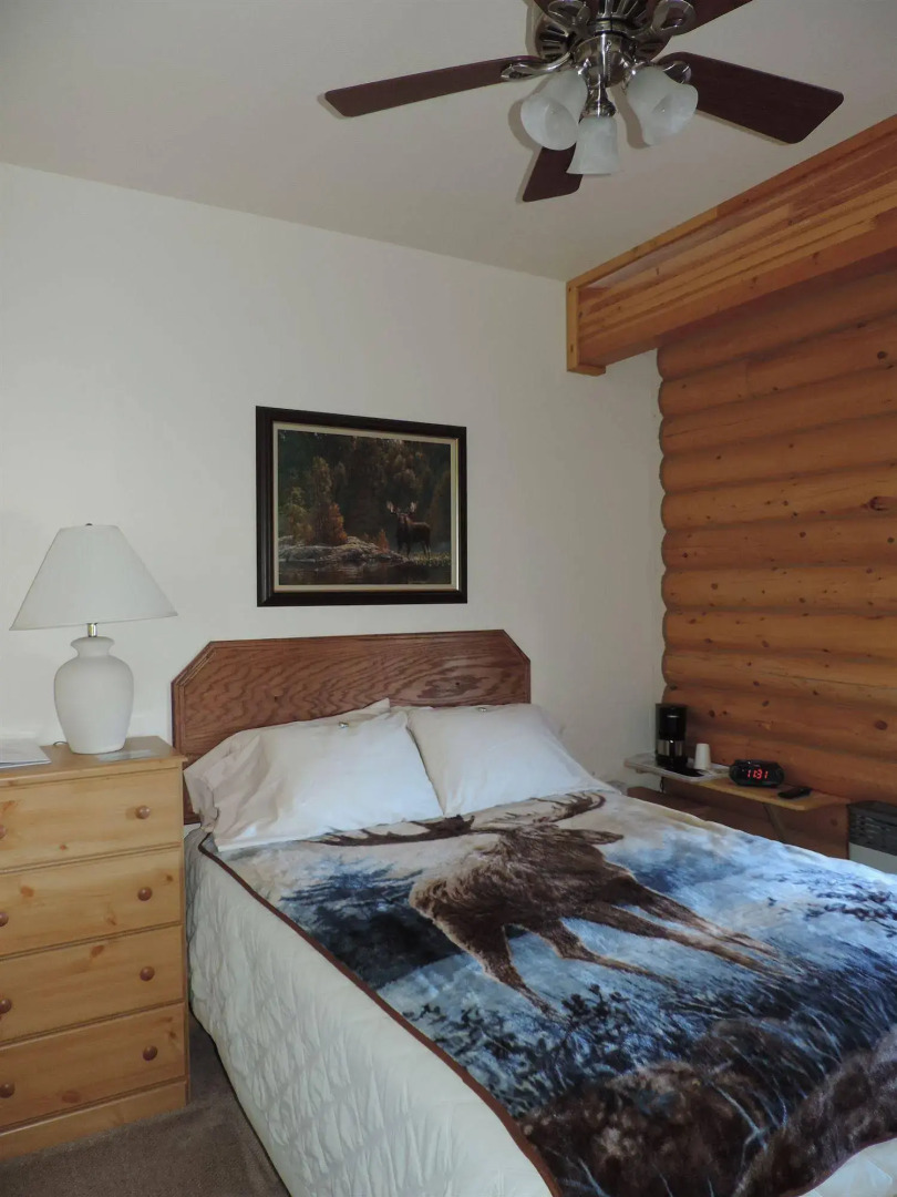 Beluga Lookout Lodge and RV Park