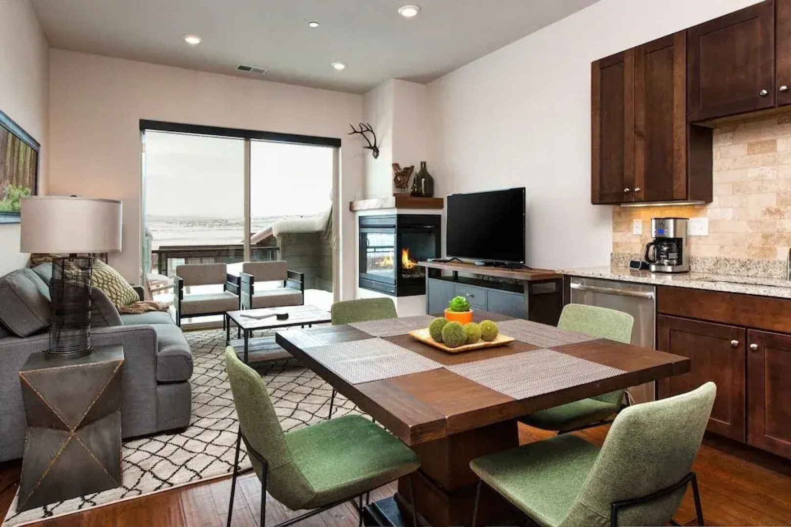 Park Lane South Apartment 6169 by RedAwning