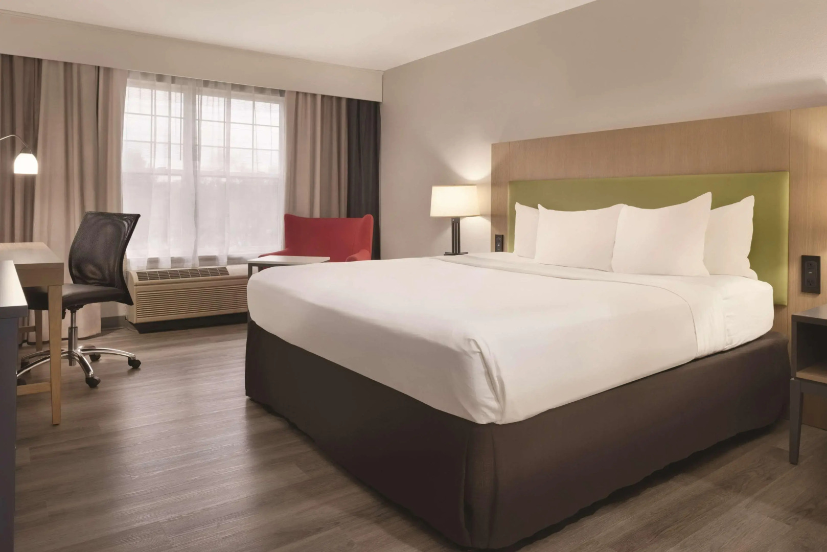 Country Inn & Suites by Radisson, Cedar Falls, IA