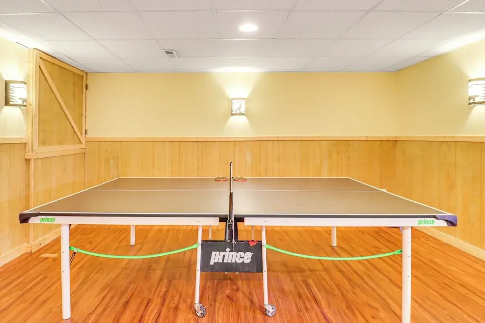 Pocono Retreat: Access to Community Lake & Beach!