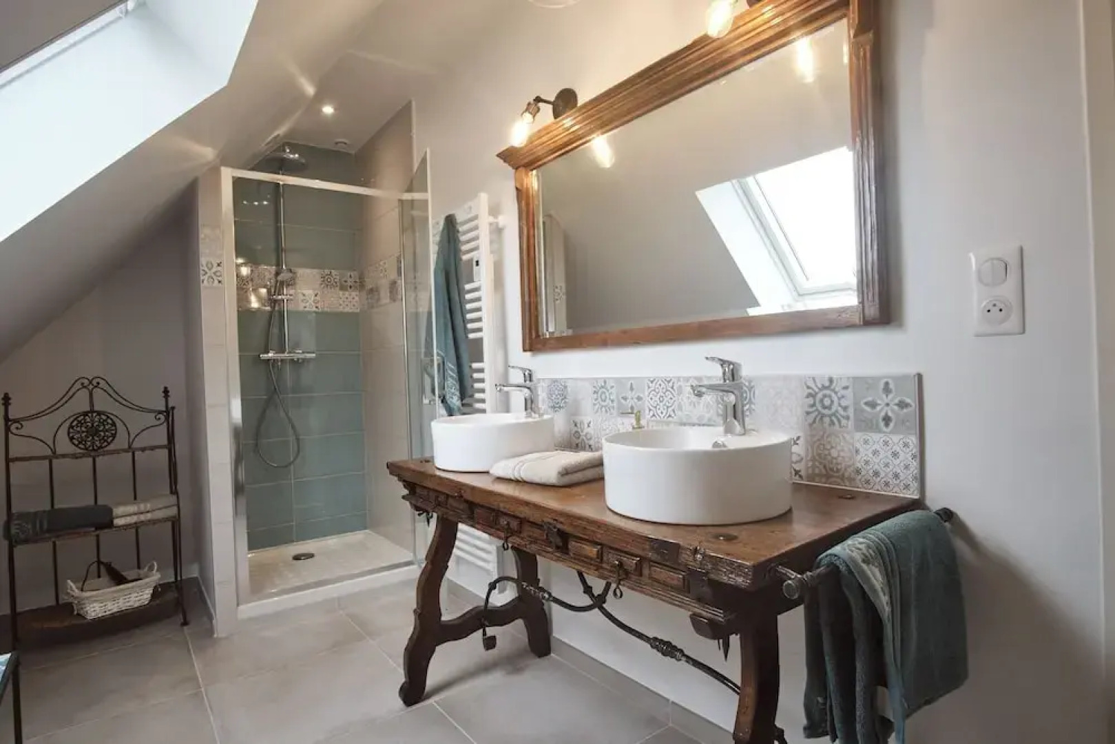 A L'ombre des Pommiers