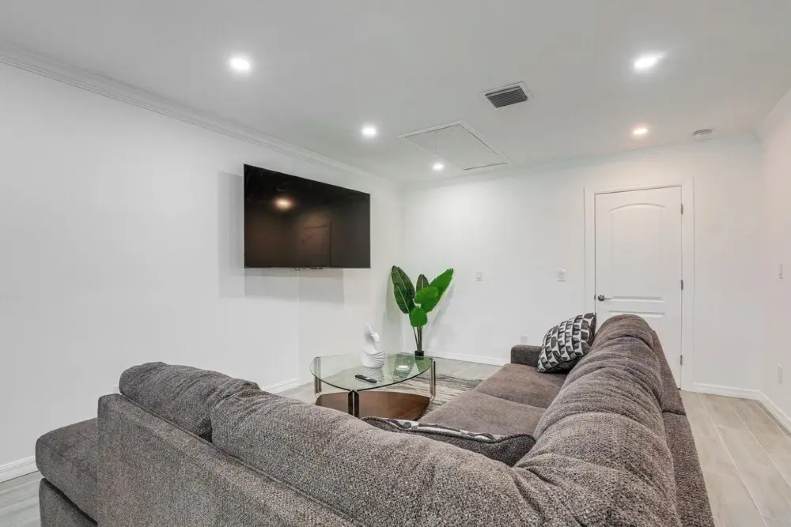 Stuart Vacation Rental ~ 1 Mi to Downtown!