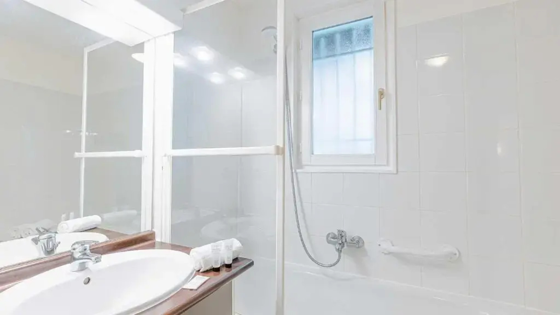 Madame Vacances Residence Les Rives Marines