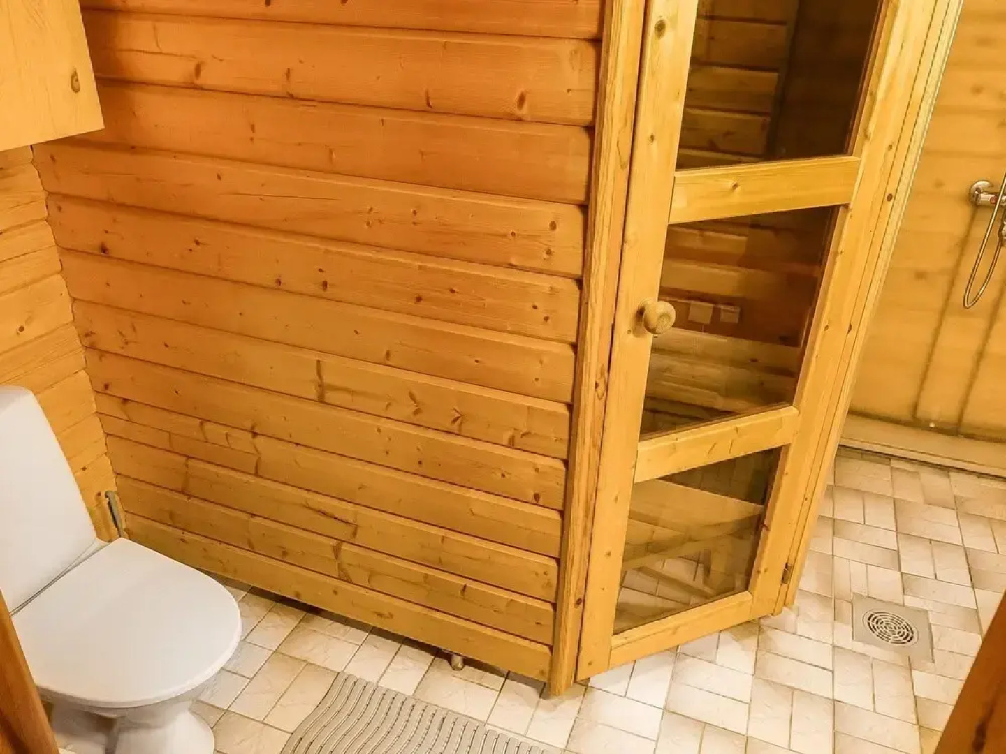 Kuksa Toras-sieppi in Toras-sieppi