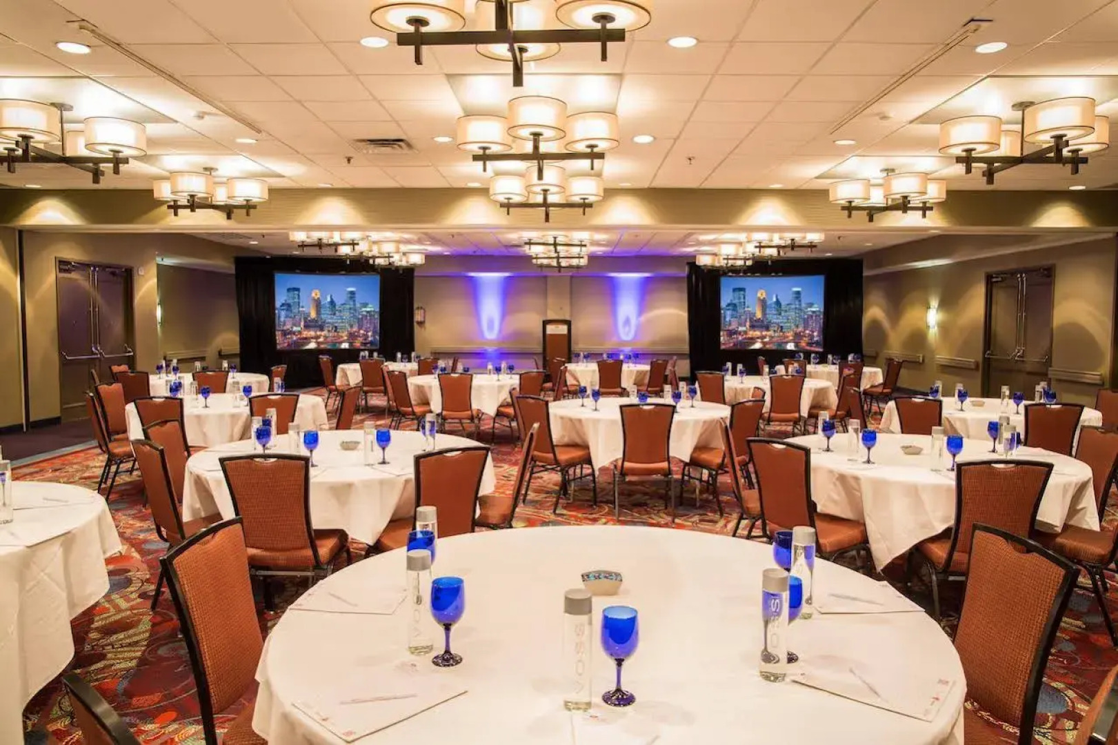 Crowne Plaza Suites MSP Airport - Mall of America by IHG