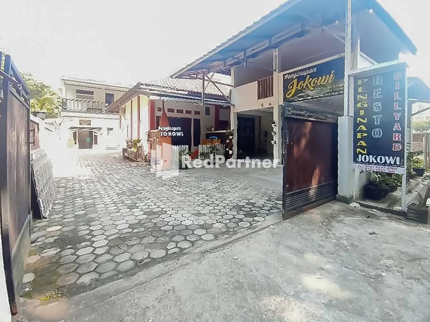 Penginapan Jokowi Krui RedPartner