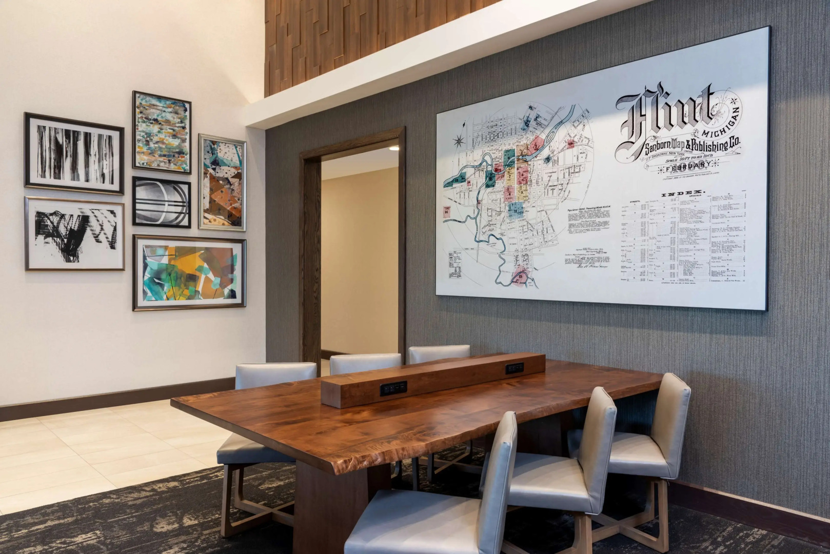 Hyatt Place Flint / Grand Blanc