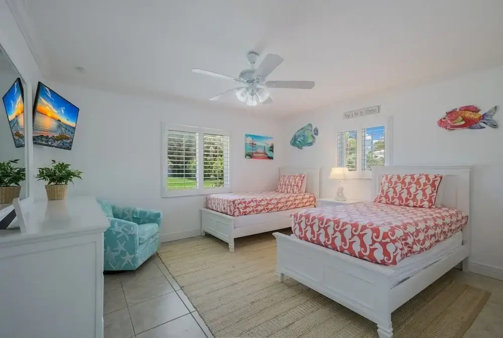 Gladiolus On The Water 3 Bedroom Home by RedAwning