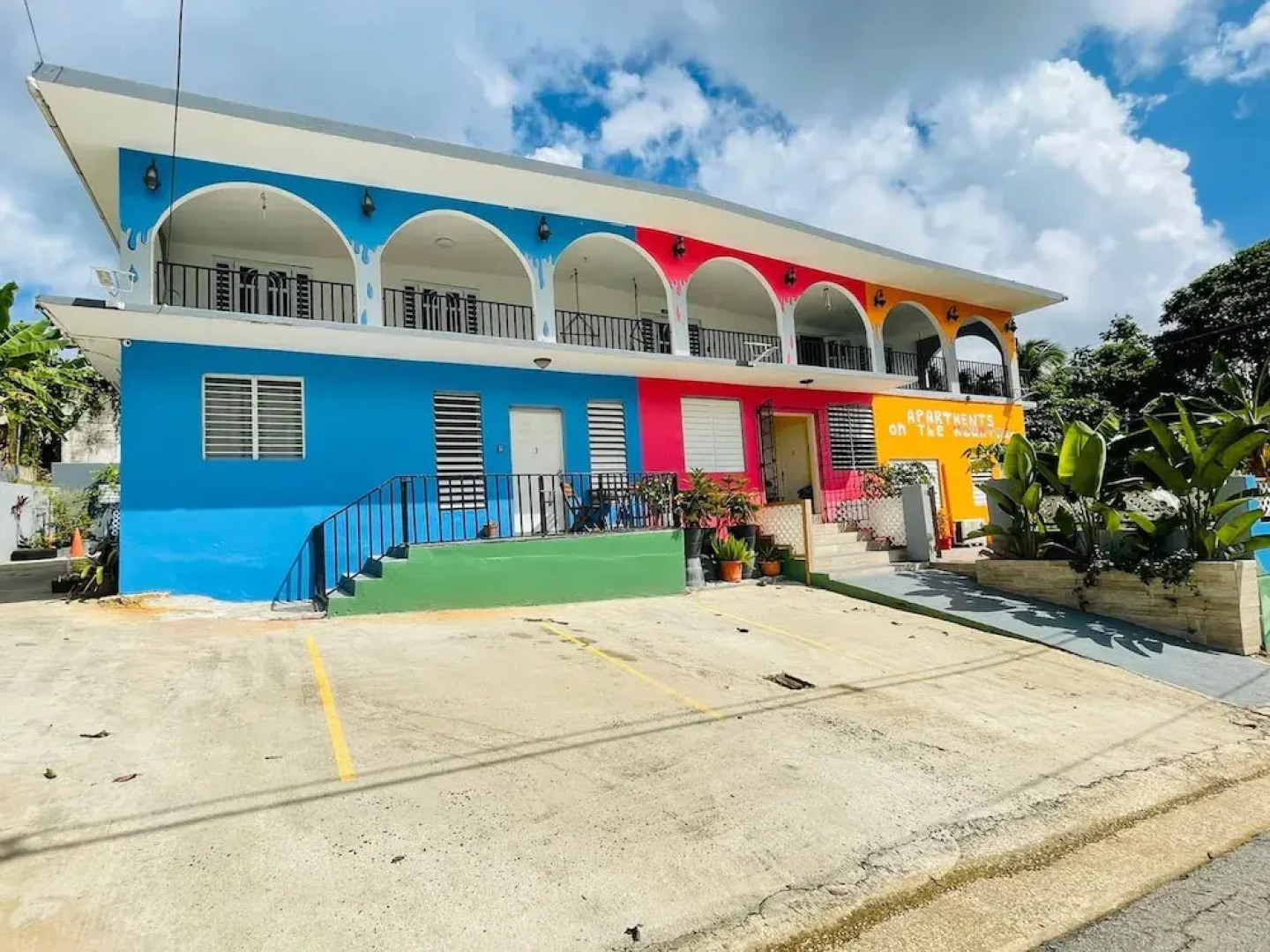 Rainforesthouse6-bl in Ceiba