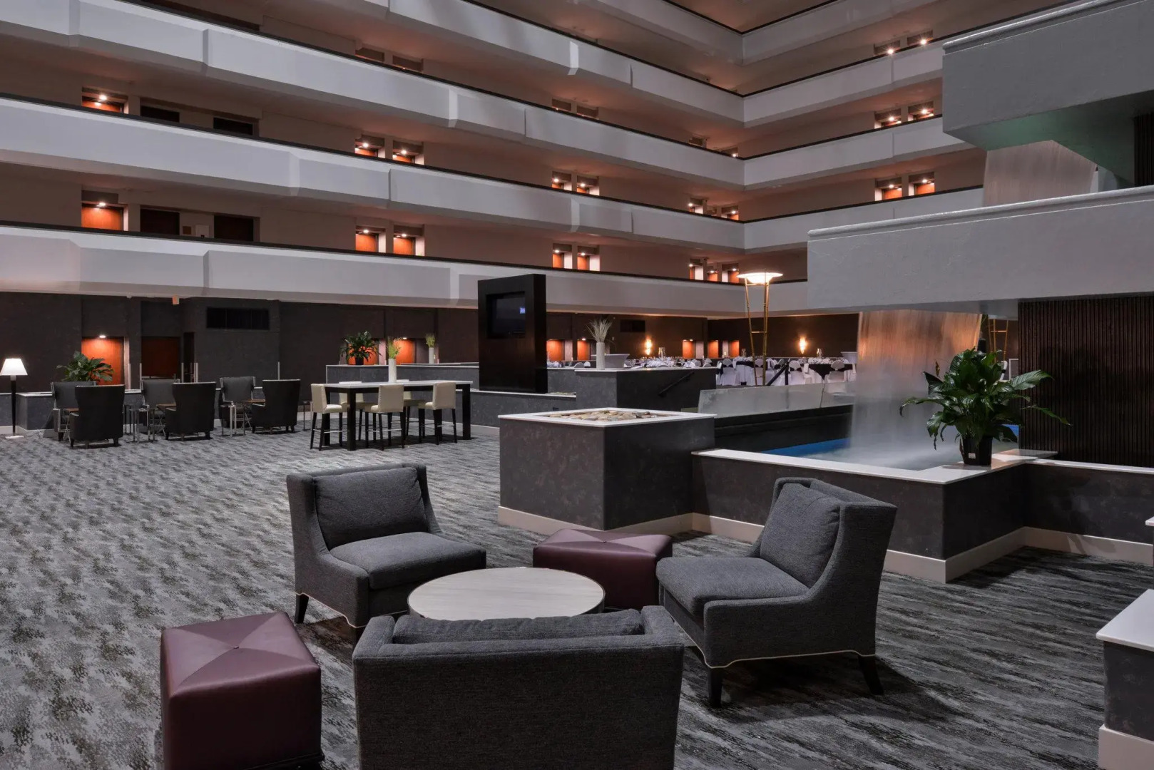Holiday Inn Hotel & Suites Beaumont Plaza (I-10 & Walden) by IHG