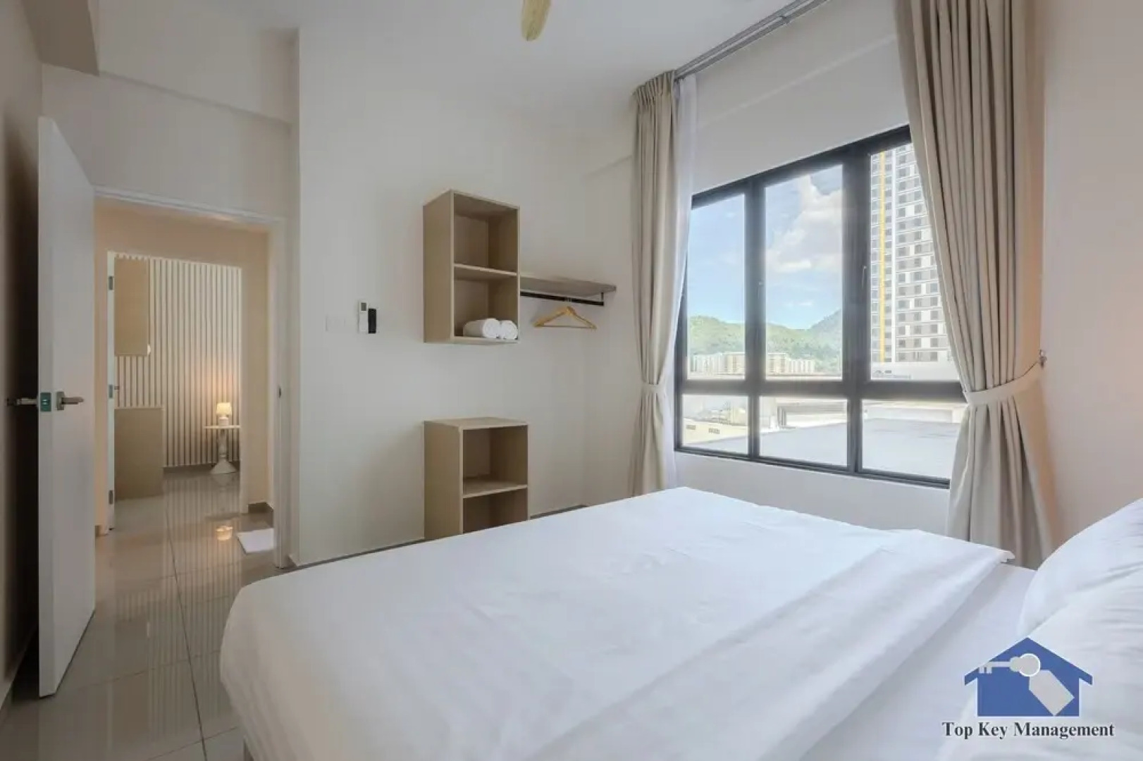 Sunshine Residence Suites