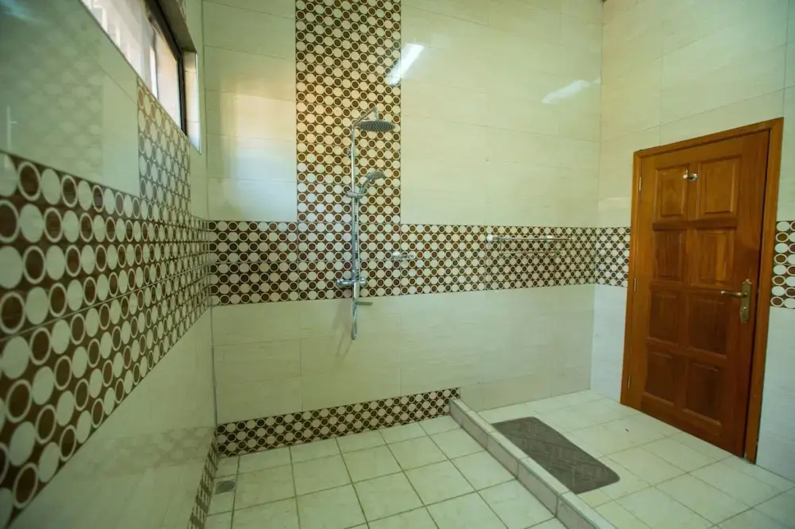 Rukungiri Country Home