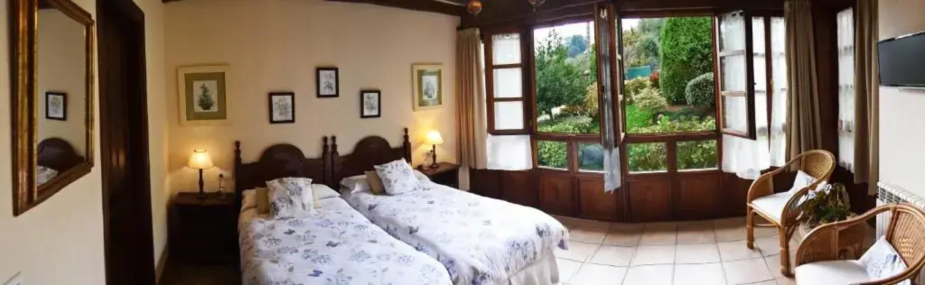 Trisqueles y Buganvillas