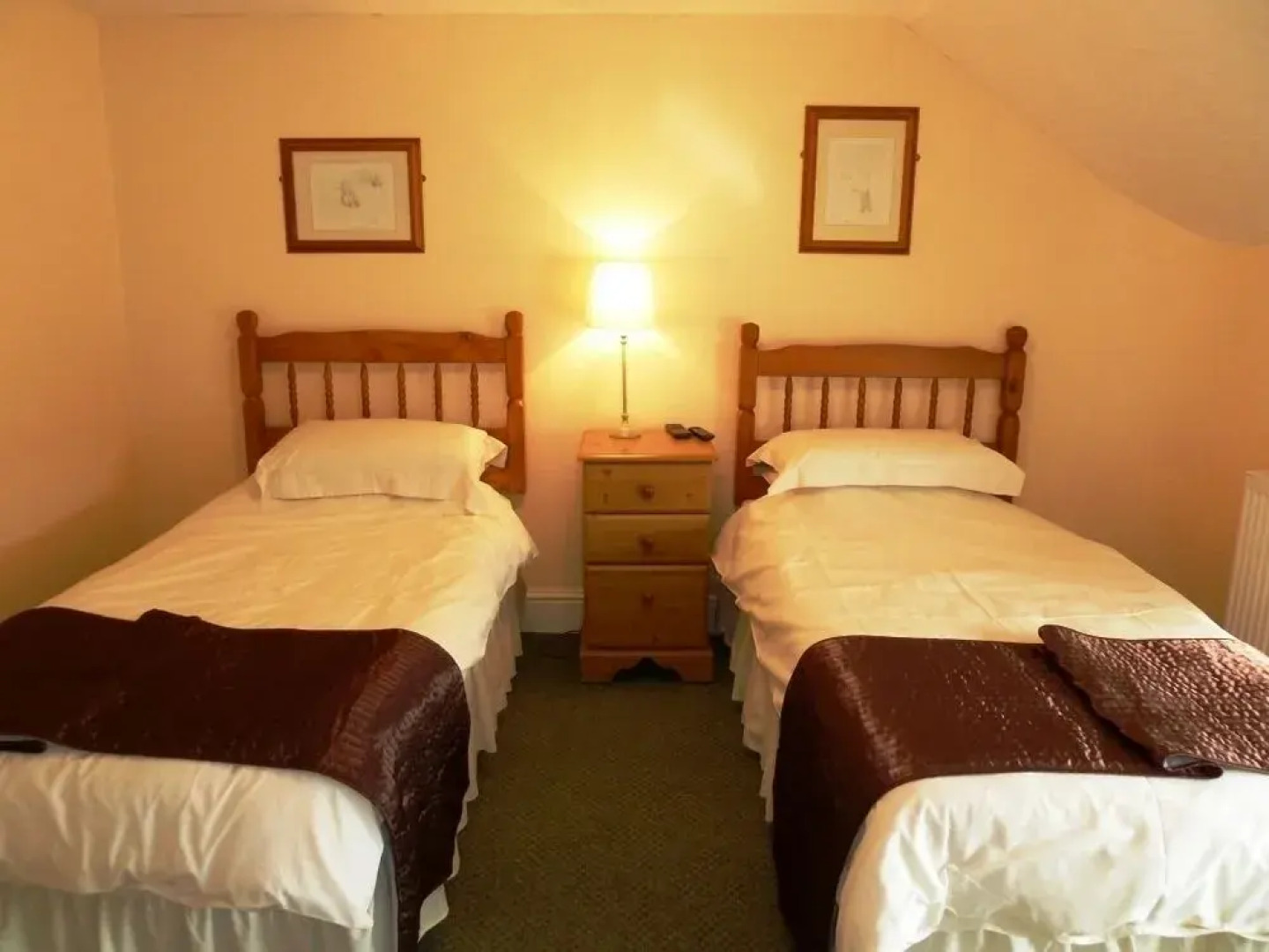 Ganton Greyhound Inn