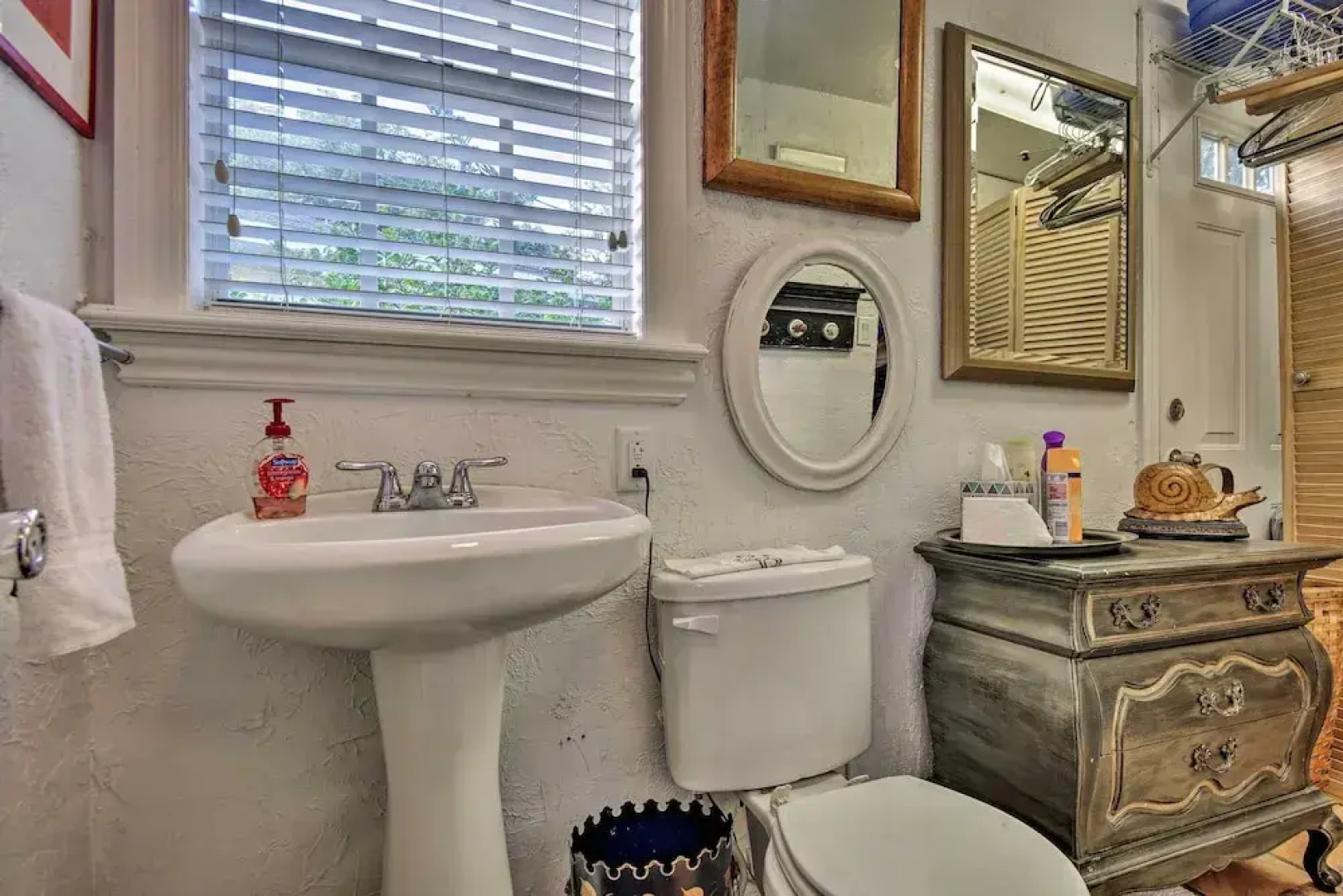 Lake Marion Apt w/ Canoe in Altamonte Springs!