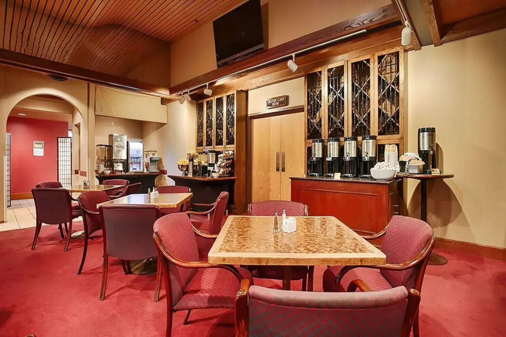 University Place Hotel & Conference Center