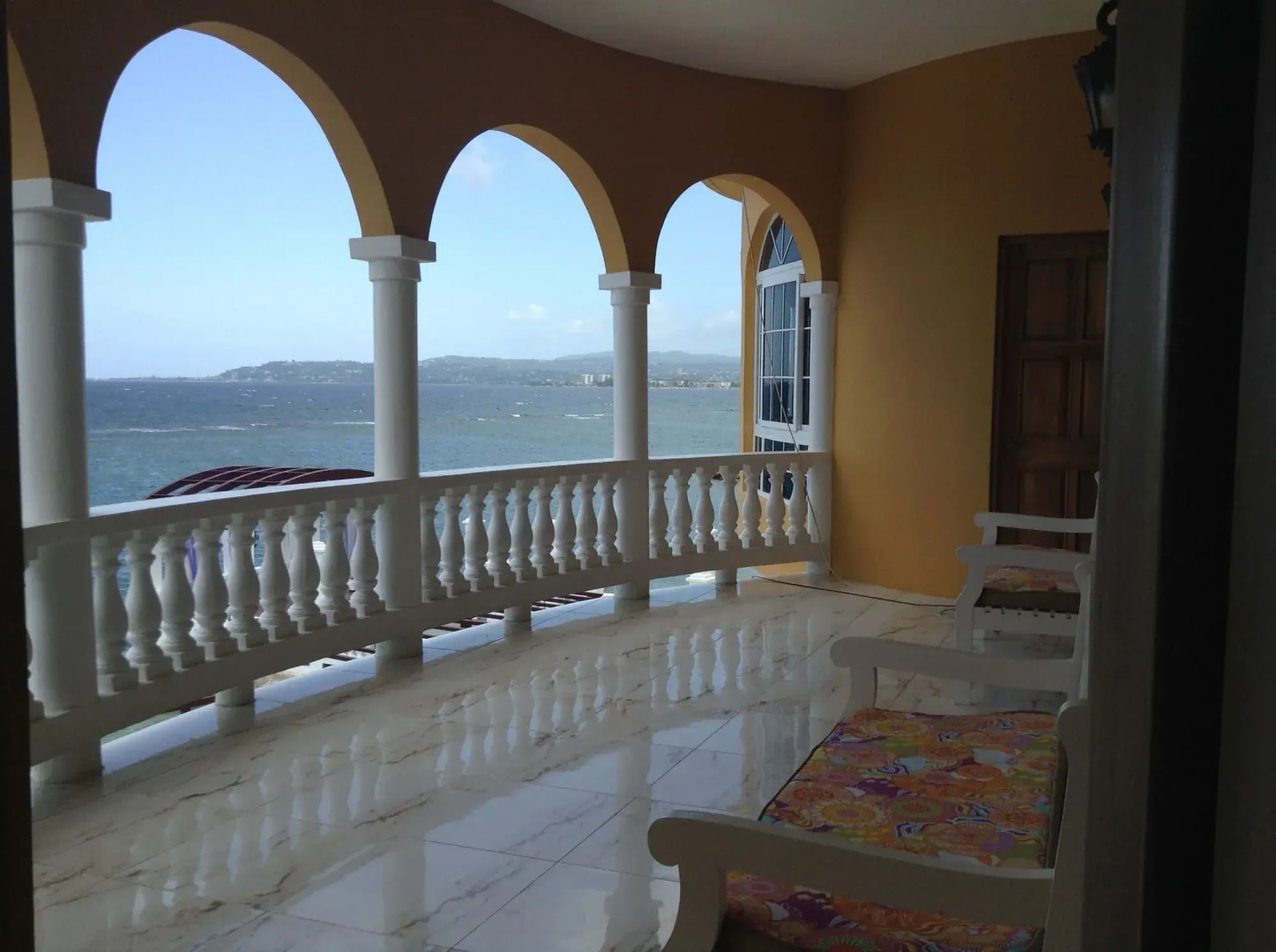 Waters Edge Guest House