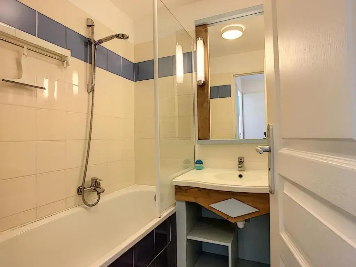 Appartement Crozon, 2 Pièces, 3 Personnes - Fr-1-370-41