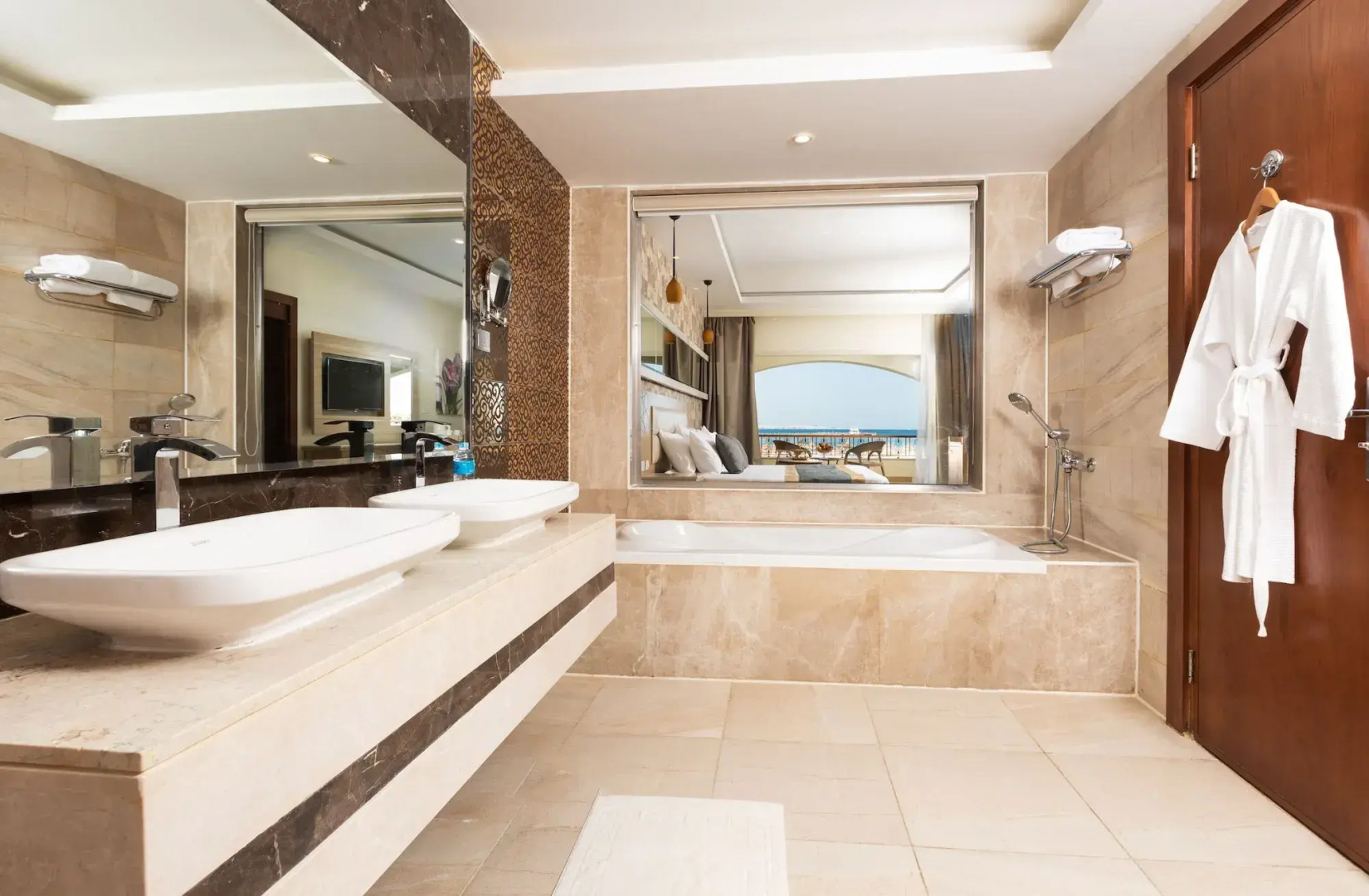 Pickalbatros Dana Beach Resort - Hurghada