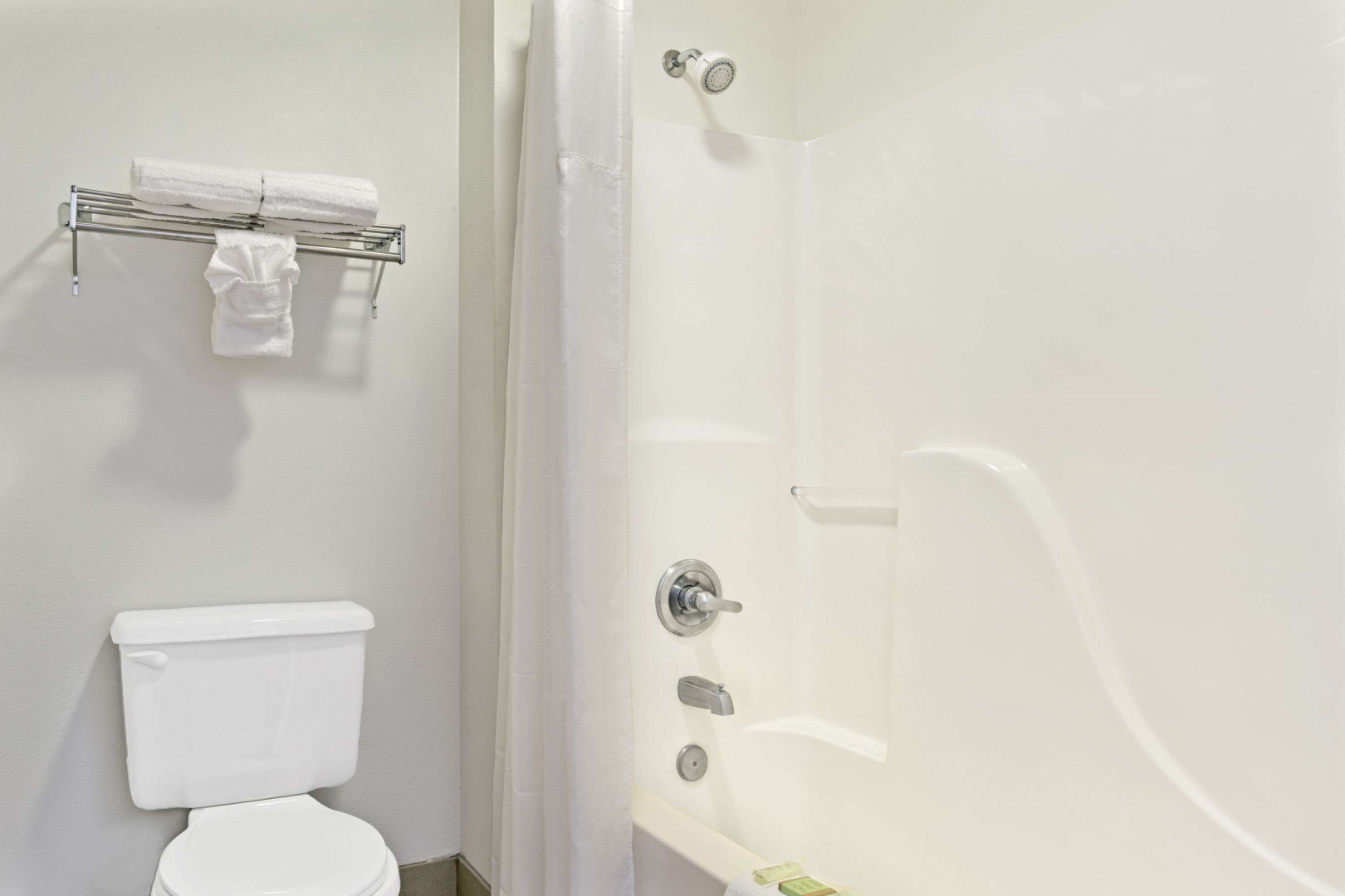 Super 8 by Wyndham Irving/DFW Apt/North