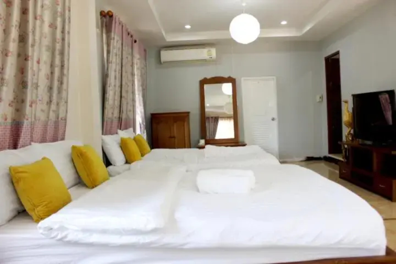 บ้านริมเนิน รีสอร์ท งาว