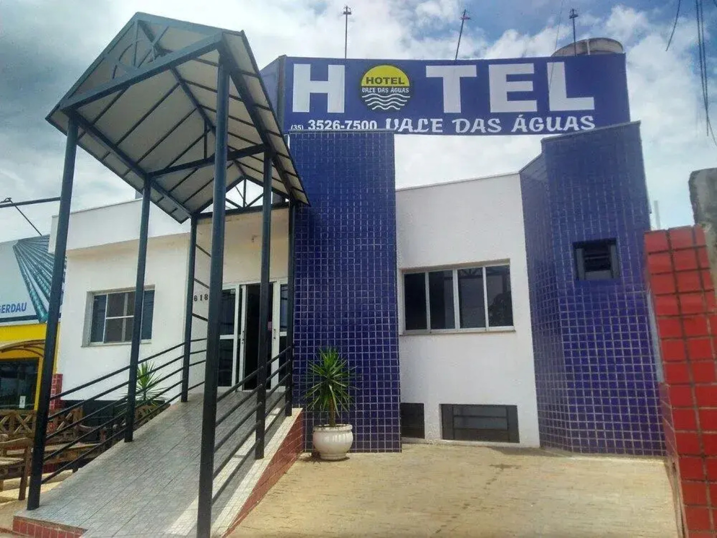 Hotel Vale Das Aguas