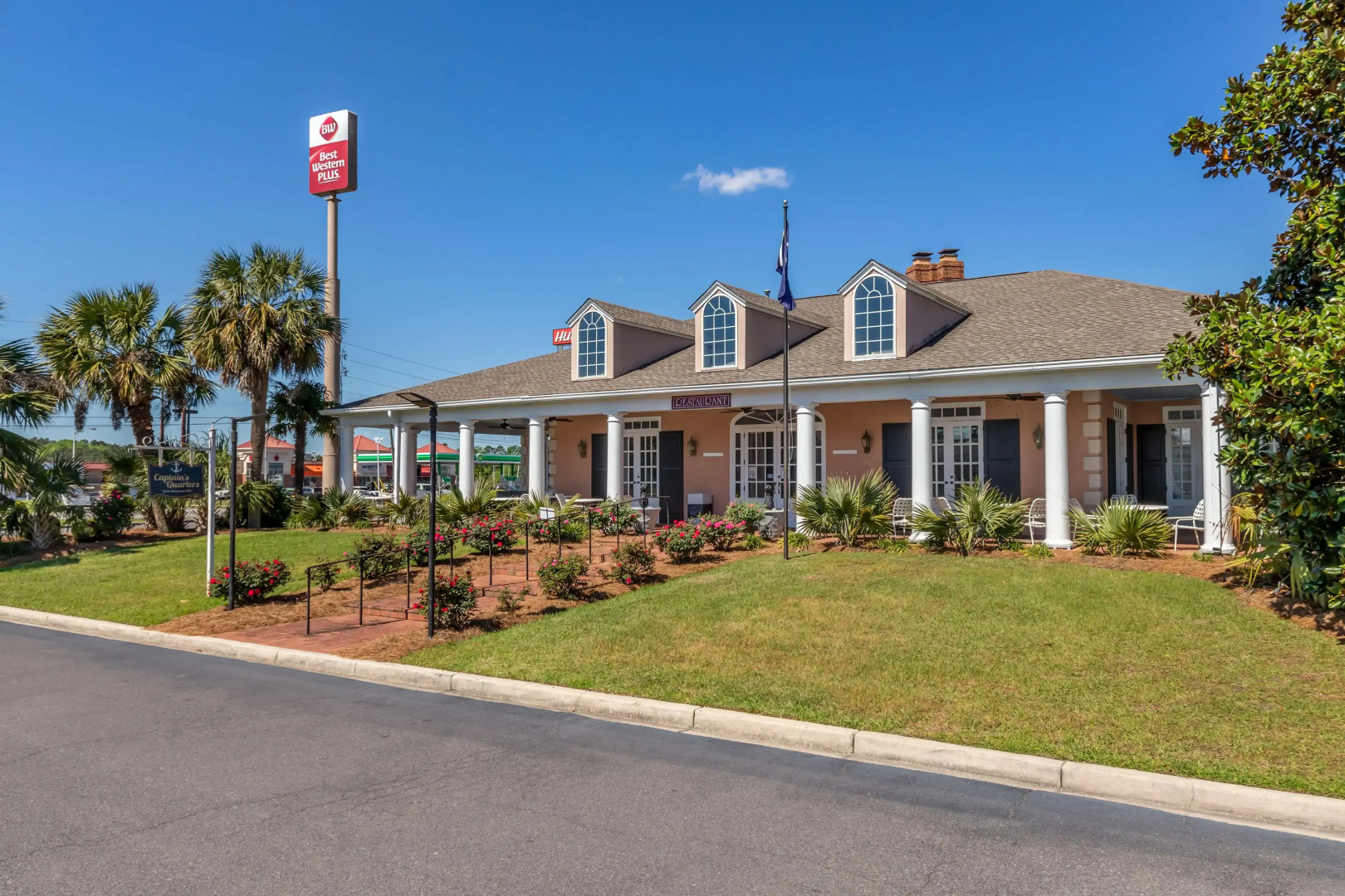 Best Western Plus Santee Inn