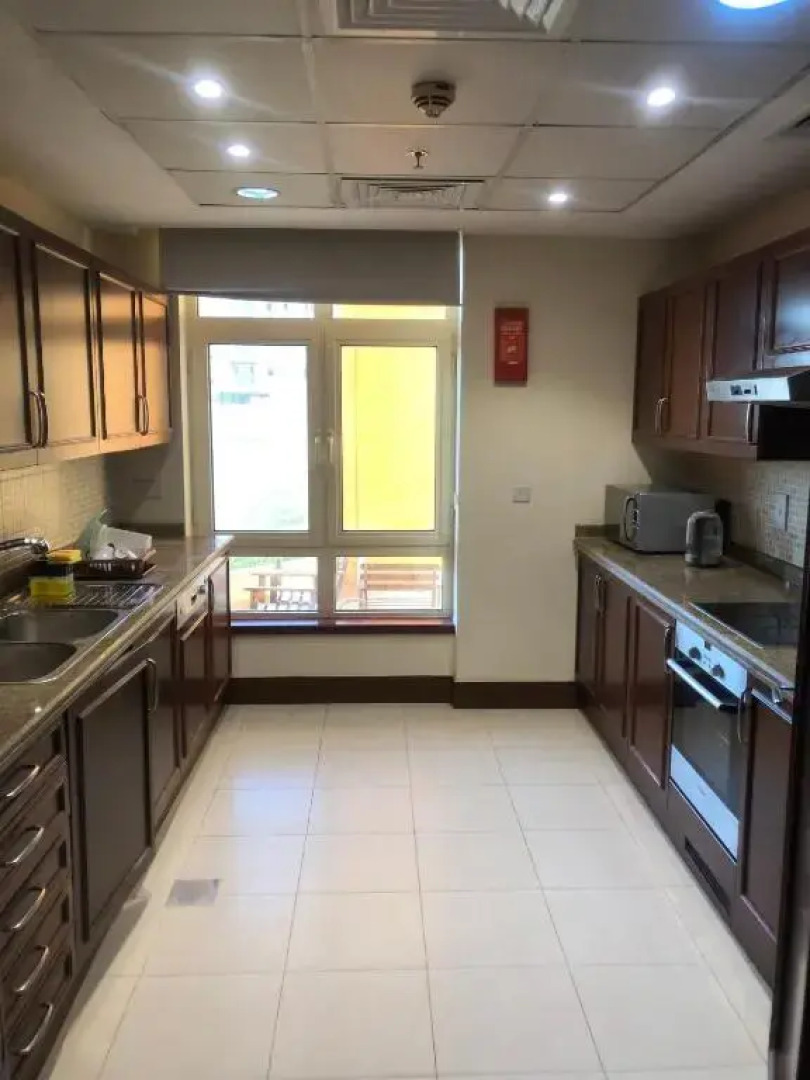 4 bedroom apt in king Abdullah economy city ابراج الشاطي