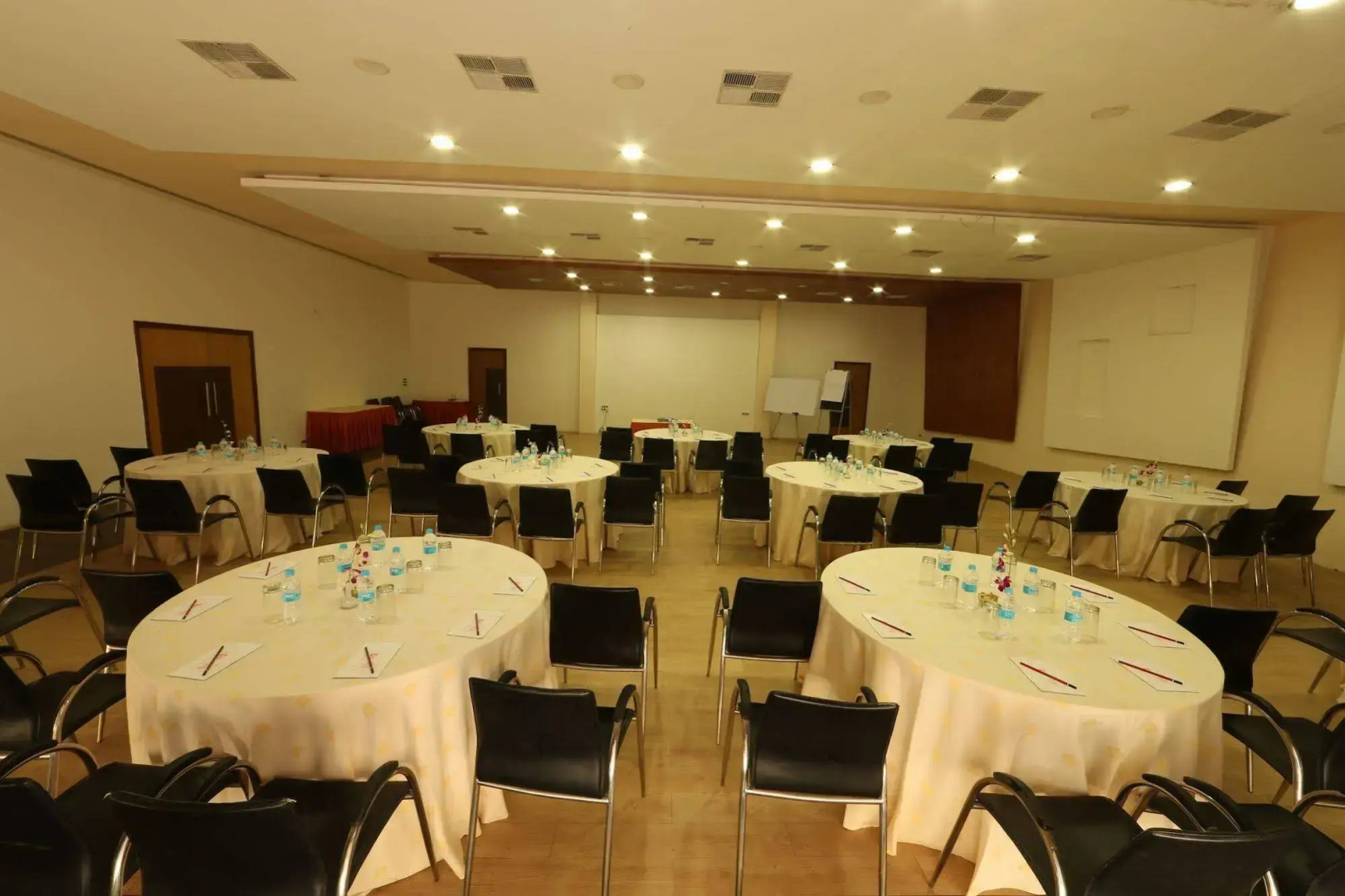 Camel Valley Resort & Spa