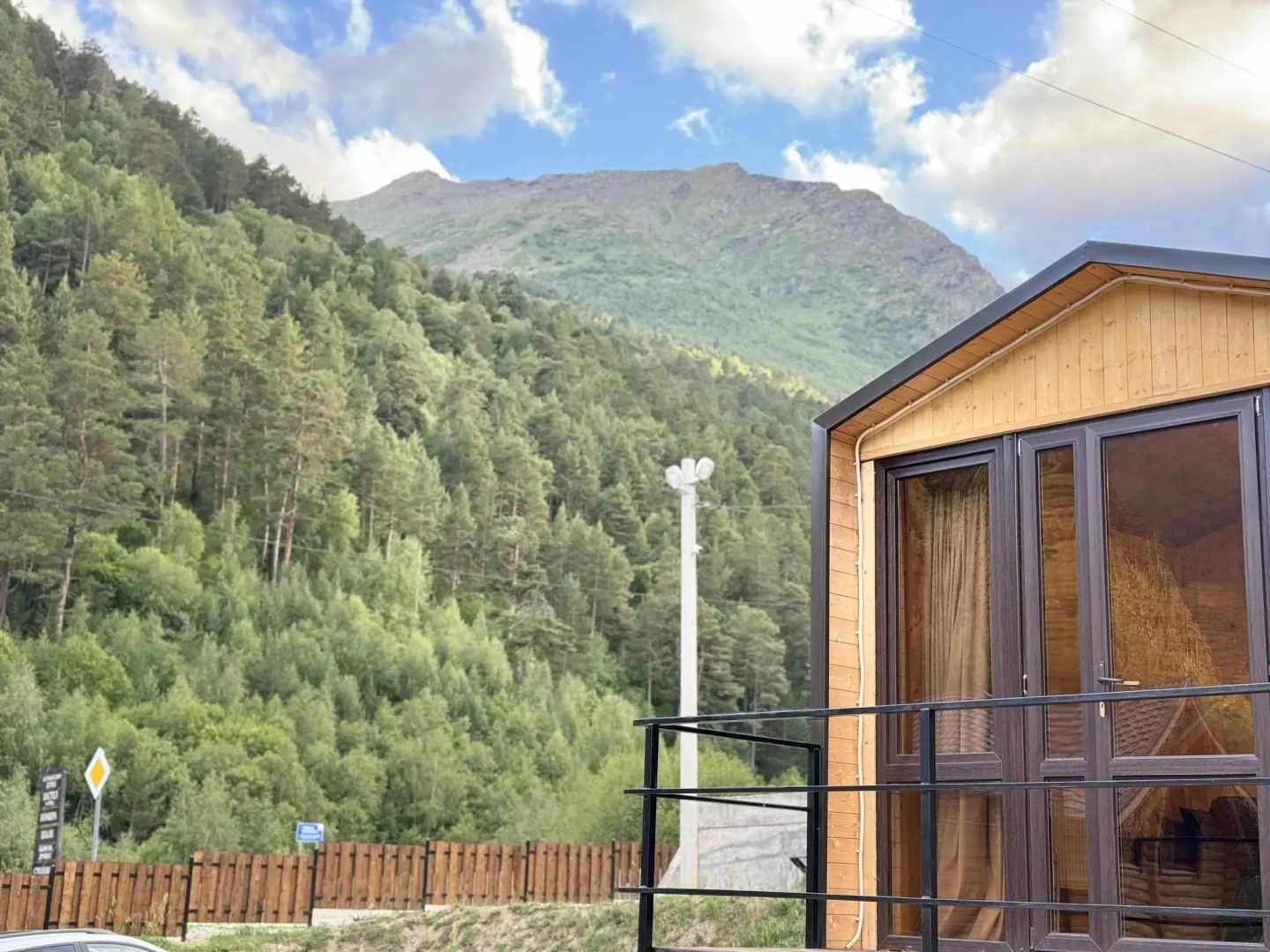 Коттеджи на улице Нарзанная