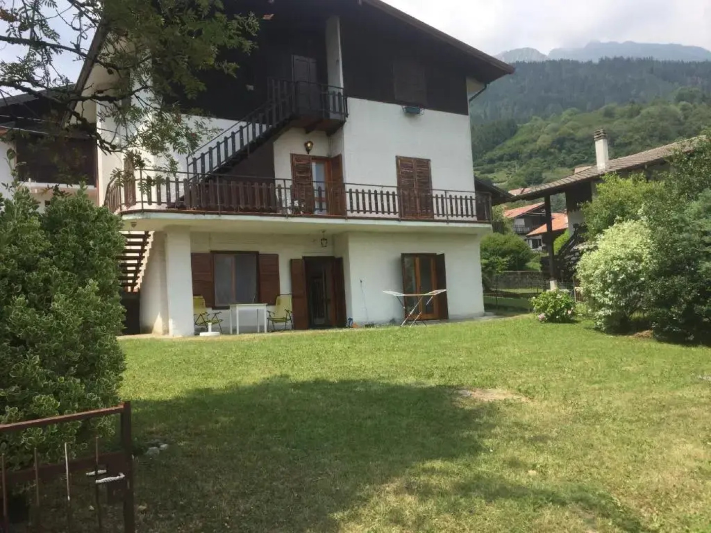 Appartamento a Borno + 500 mq di giardino