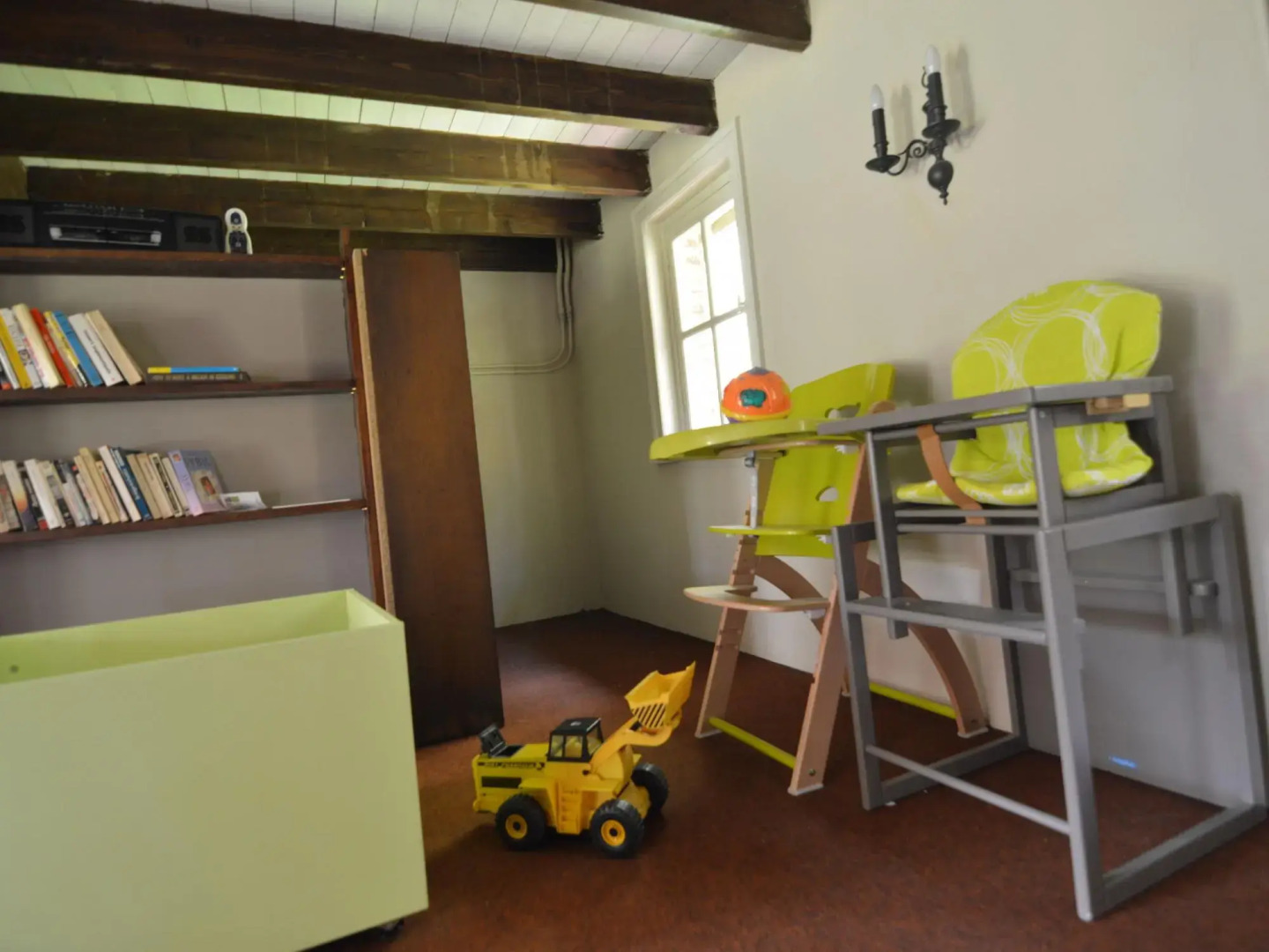 Attractive Holiday Home in Saint-Omer with Wellness Centre