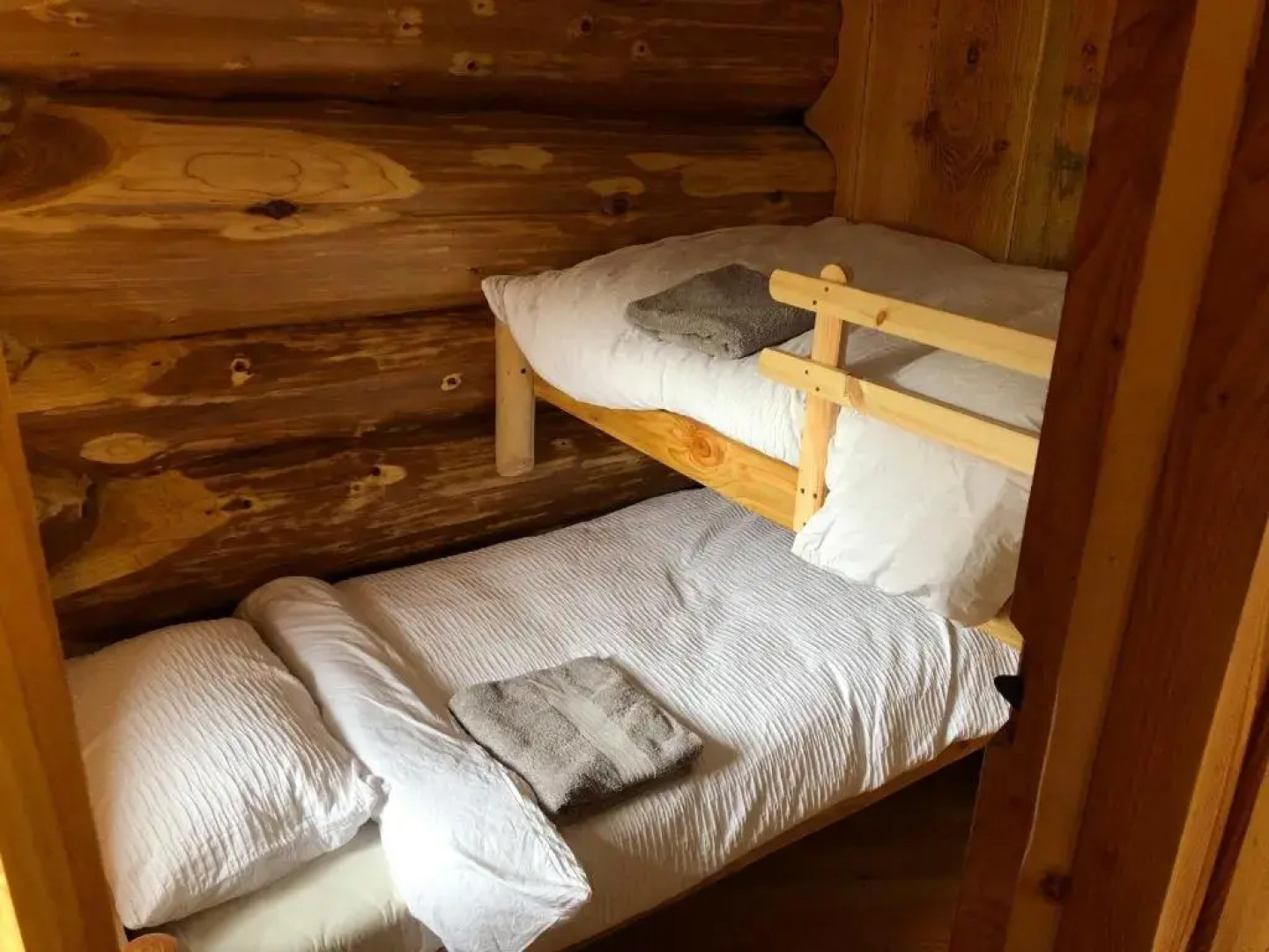 Coed y Marchog Woodland Retreat