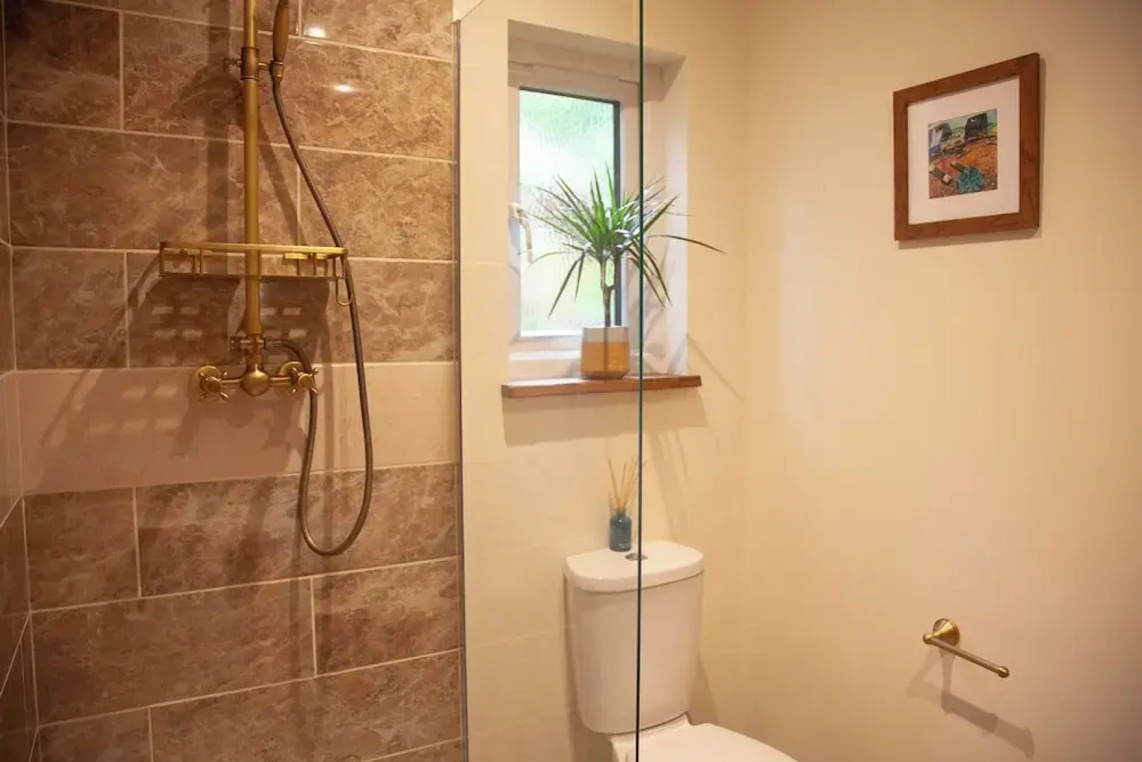 Hayne Barn Estate - Private Estate : 6 Eco Lodges - 1 Studio