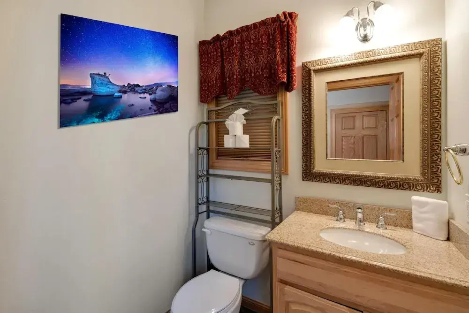 Lx10: Lake View Jewel Estate With Pool Table