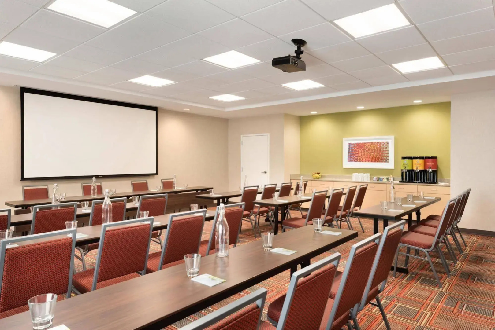 Home2 Suites By Hilton Milwaukee Brookfield