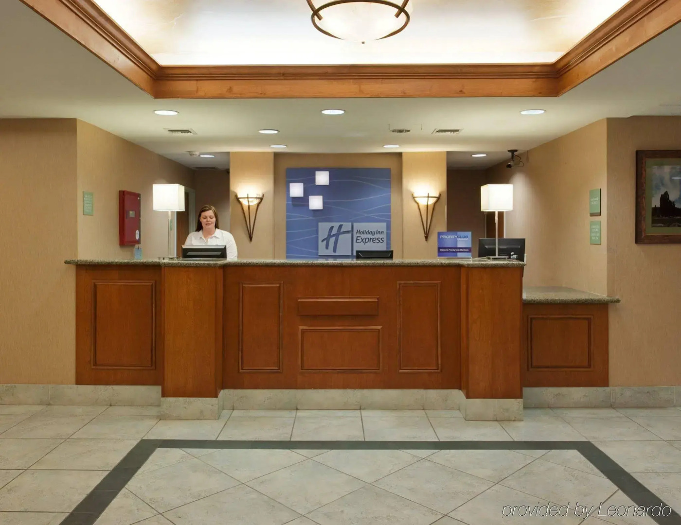 Holiday Inn Express & Suites Carson City by IHG