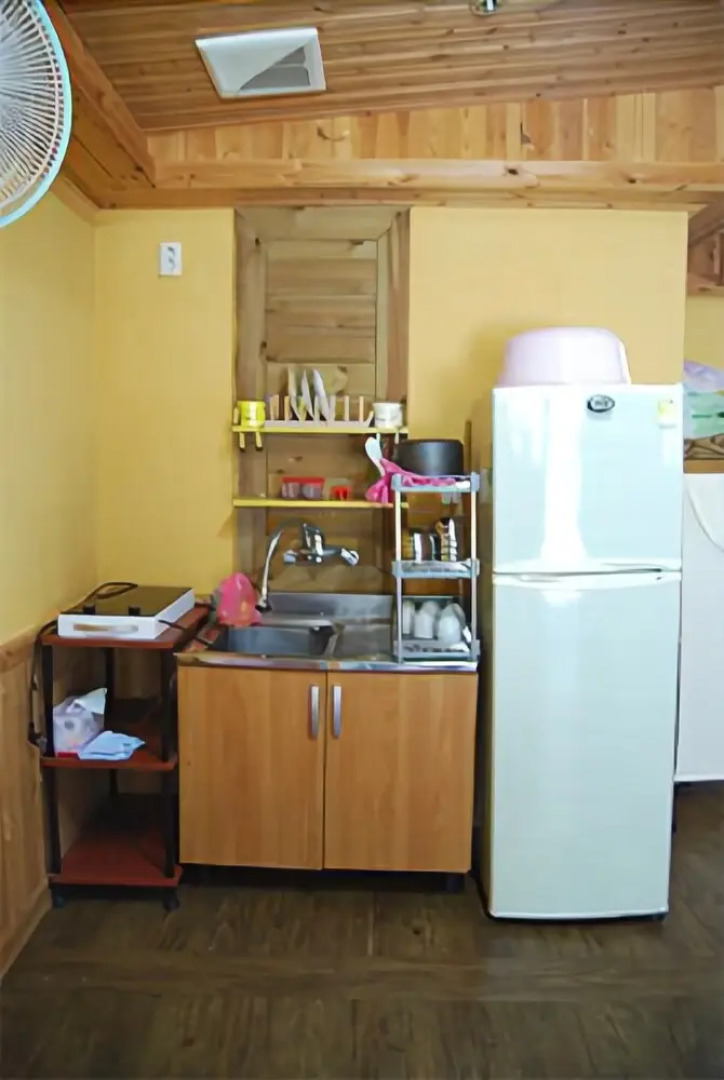 Hadong Inside the Scene Pension